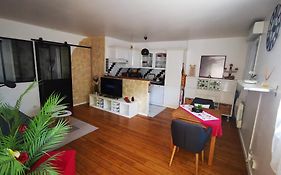 Appartement Chaleureux Proche Disney 44M2 Pour 4 Pers Classe 3 Etoiles